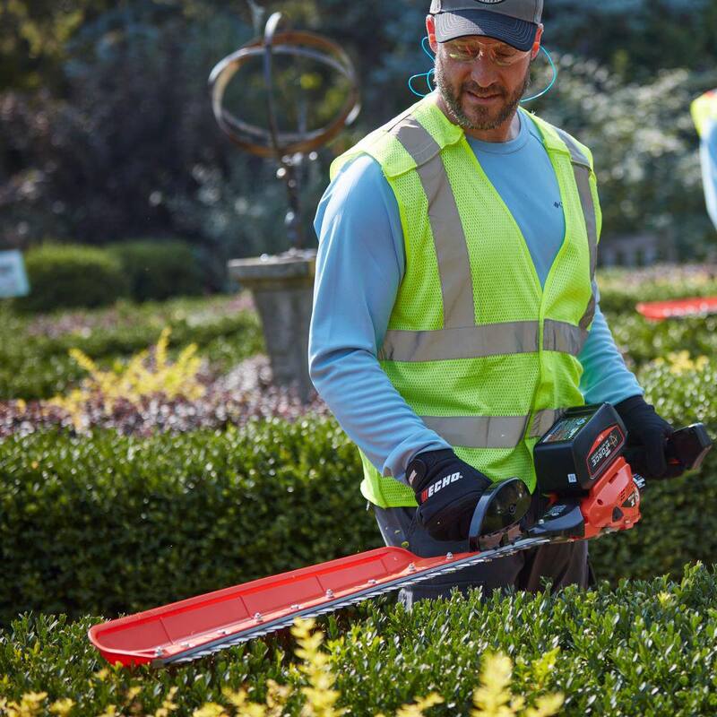 ECHO eFORCE 34 in. 56V X Series Single-Sided Cordless Battery Powered Hedge Trimmer with 2.5Ah Battery and Rapid Charger - DHCS-3400R1