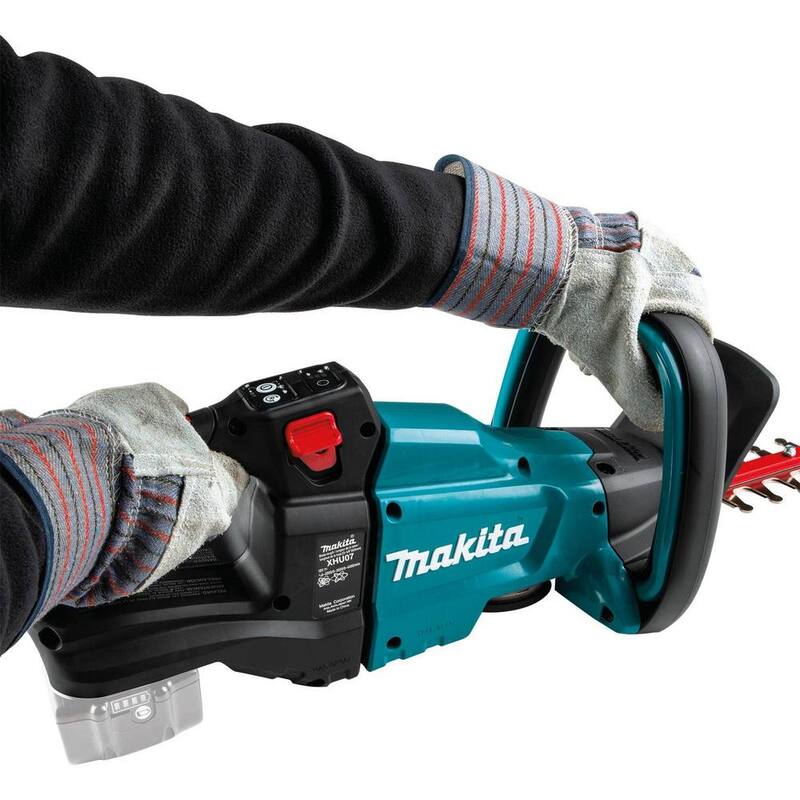 Makita LXT 18V Lithium-Ion Brushless Cordless 24 in. Hedge Trimmer (Tool Only) - XHU07Z