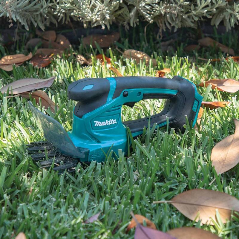 Makita LXT 18V Lithium-Ion Cordless 4-5/16 in. Grass Shear, Tool Only - XMU05Z
