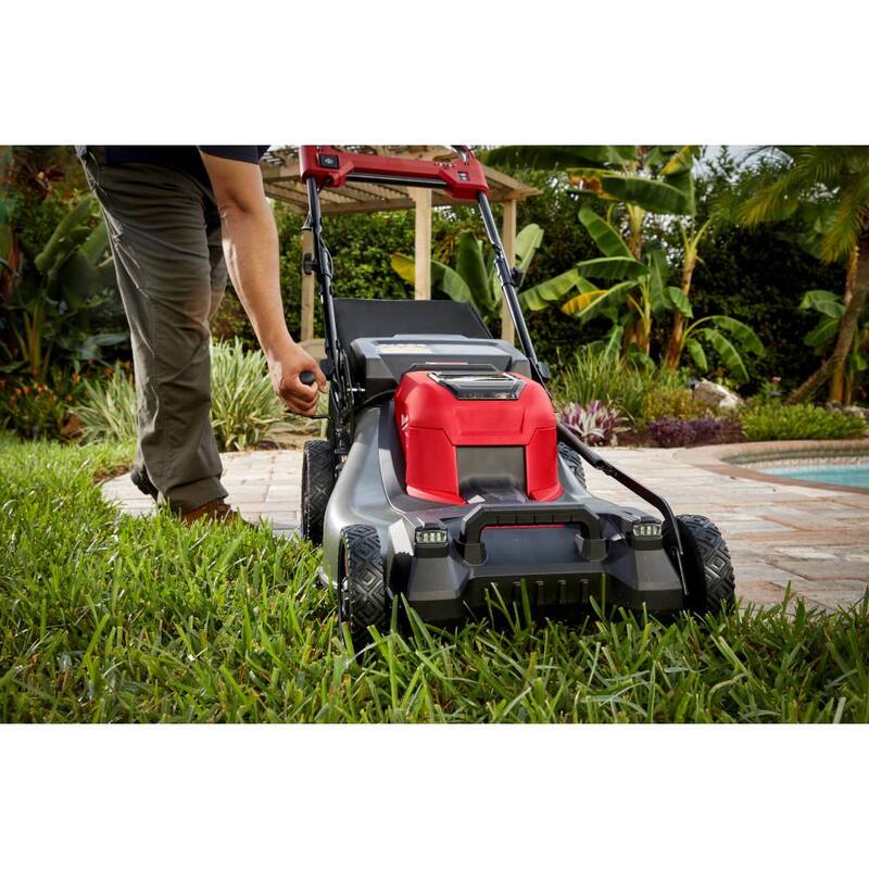 Milwaukee M12 FUEL 8 in. 12V Lithium-Ion Brushless Cordless Hedge Trimmer w/ M18 FUEL 21 in. Dual Battery Self-Propelled Mower Kit - 2533-21-2823-22HD