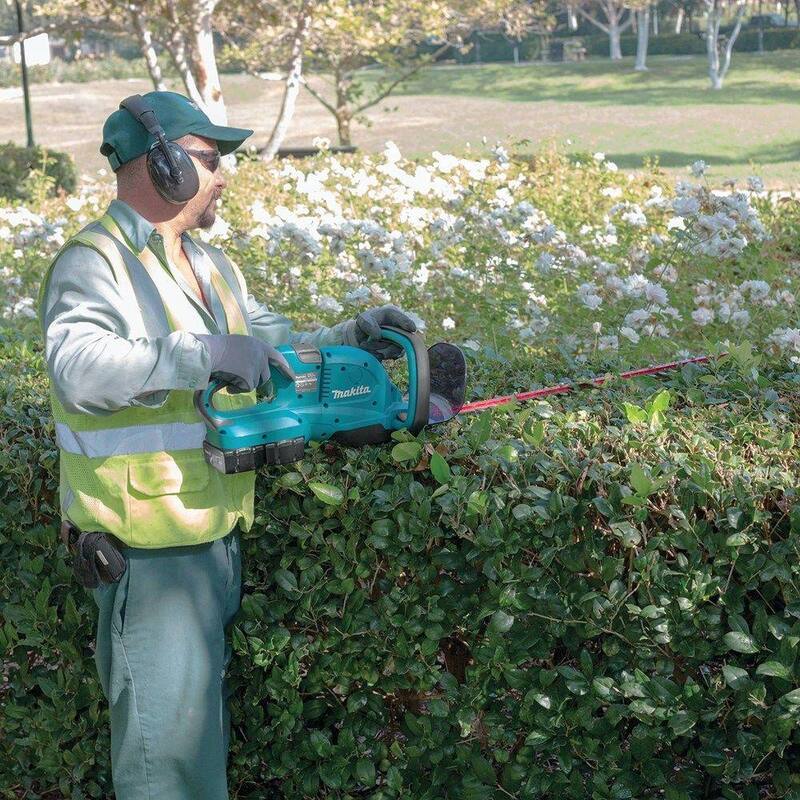 Makita LXT 18V X2 (36V) Lithium-Ion Cordless Hedge Trimmer (Tool-Only) - XHU04Z