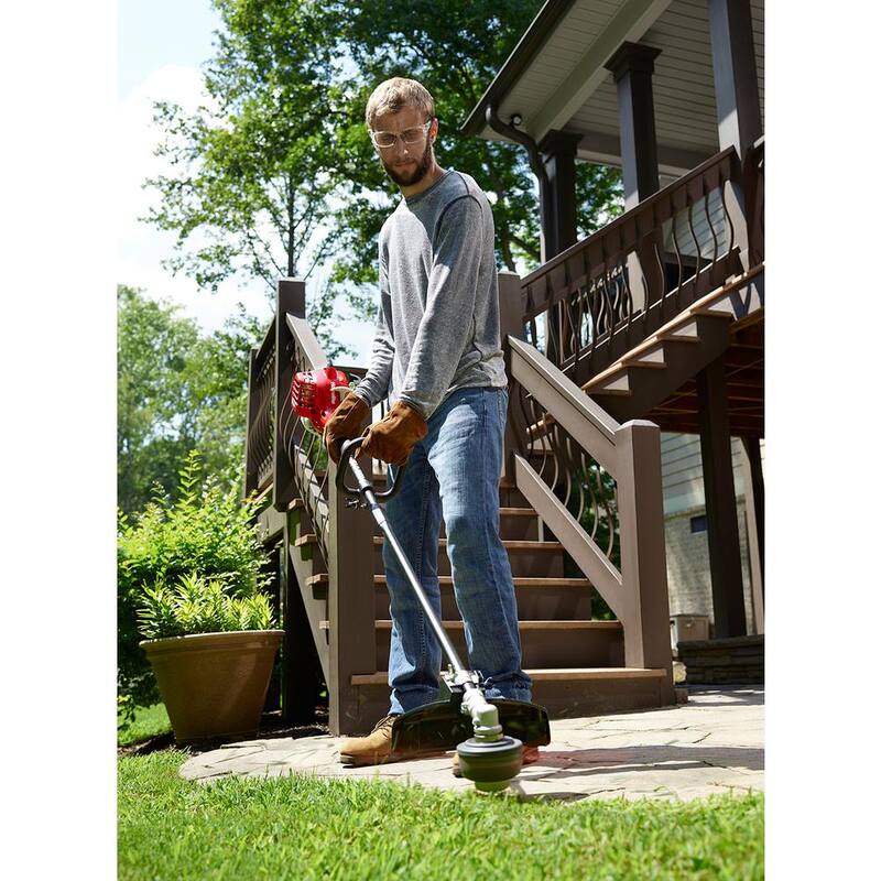 Homelite 2-Stroke 26 cc Straight Shaft Gas Trimmer - UT26SSL3vnm