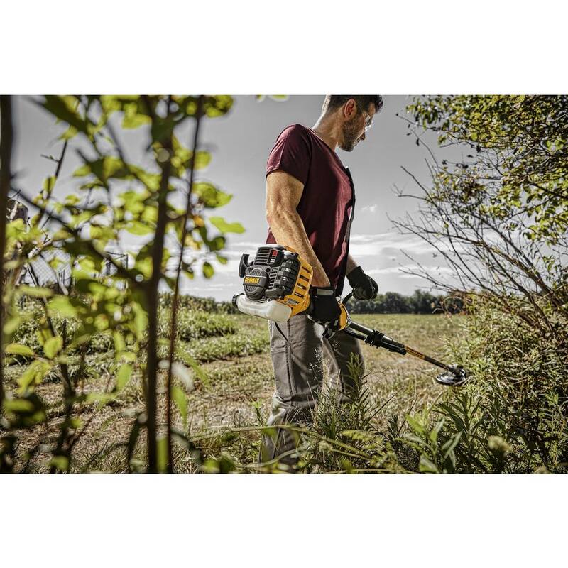 DEWALT 27 cc 2-Stroke Gas Brushcutter with Attachment Capability - DXGST227BC