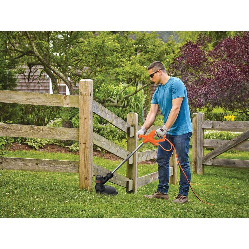 BLACK+DECKER 4 Amp 13 in. Electric String Trimmer - BEST935