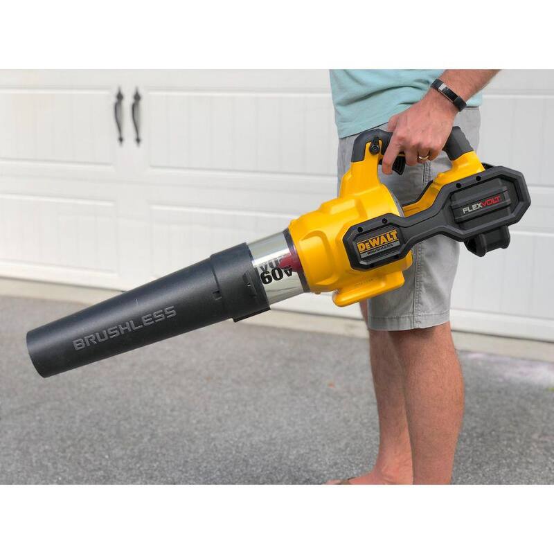 DEWALT 60V MAX 125 MPH 600 CFM Brushless Cordless Battery Powered Axial Leaf Blower Kit with (1) FLEXVOLT 3Ah Battery & Charger - DCBL772BWB609