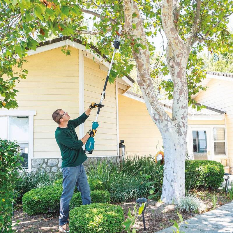 Makita LXT 18V Cordless Electric Couple Shaft Combo Kit (2-Tool String Trimmer/Pole Saw) 4.0Ah, with 18V 4.0Ah LXT Battery - XUX02MX4BL1840B