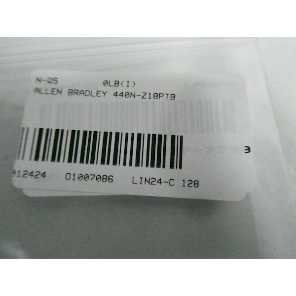Allen Bradley SENSAGUARD INTERRUPTOR DE ACTUADOR SIN CONTACTO (PARTES Y ACCESORIOS) - 440N-Z18PTB