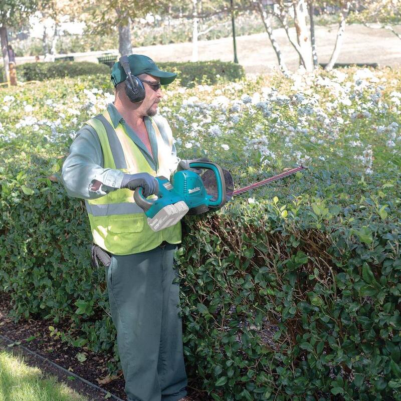 Makita 18V X2 (36V) LXT Brushless Power Head with Trimmer Attachment and LXT Hedge Trimmer w/Bonus 18V LXT 2Pk Battery 5.0Ah - XUX01ZM5B185H4Z