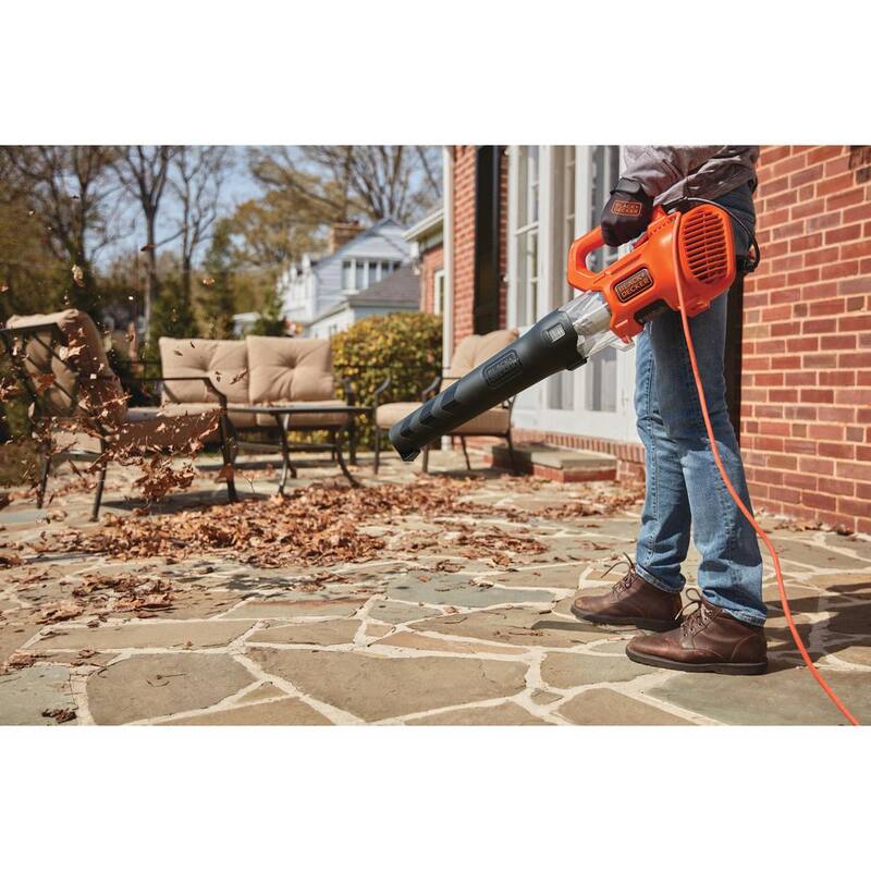 BLACK+DECKER 9 AMP 140 MPH 450 CFM Corded Electric Handheld Axial Leaf Blower - BEBL750