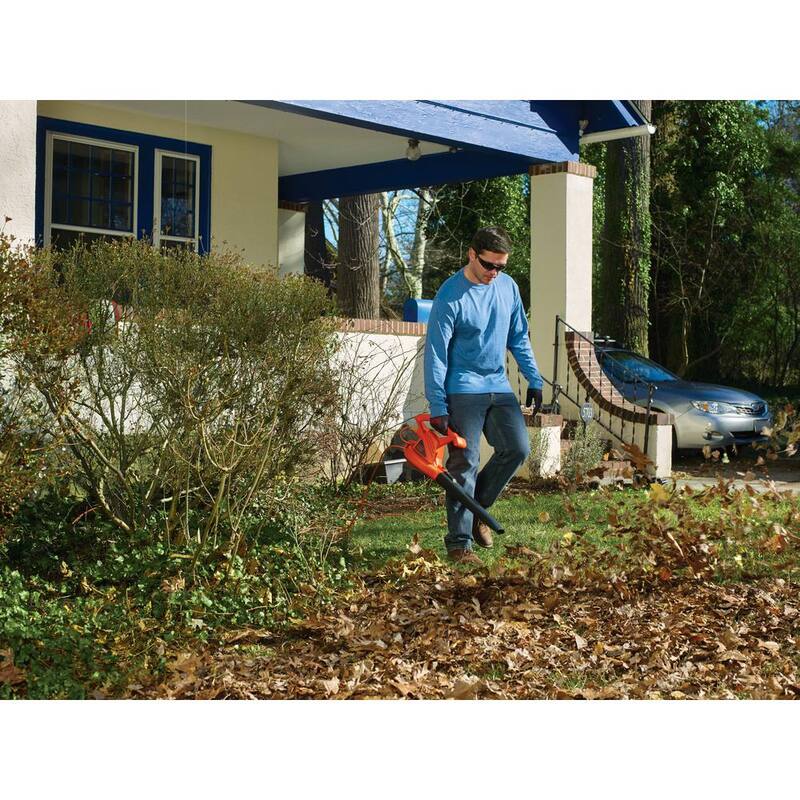 BLACK+DECKER 7 AMP 180 MPH 220 CFM Corded Electric Handheld Leaf Blower - LB700