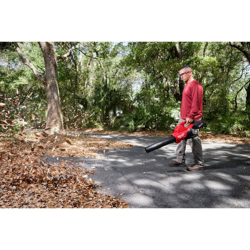 Milwaukee M18 FUEL Dual Battery 145 MPH 600 CFM 18V Lithium-Ion Brushless Cordless Handheld Blower w/(3) Batteries - 2824-20-48-11-1880-48-11-1862