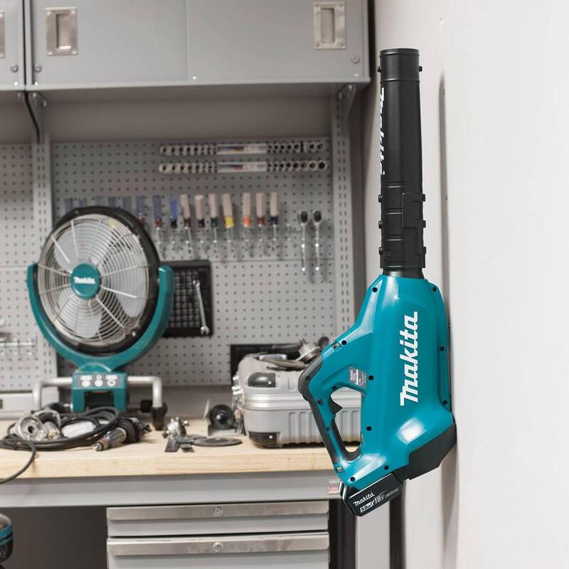 Makita LXT 18V X2 (36V) 473 CFM 120 MPH Brushless Cordless Leaf Blower Kit with 4 Batteries (5.0Ah) with Flat End Nozzle - XBU02PT11978896