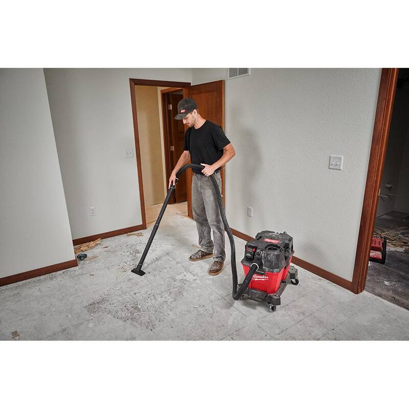 Milwaukee M18 FUEL Dual Battery 145 MPH 600 CFM 18V Cordless Blower w/6 Gal. Cordless Wet/Dry Shop Vacuum, (2) 6.0 Ah Batteries - 2824-20-0910-20-48-11-1862