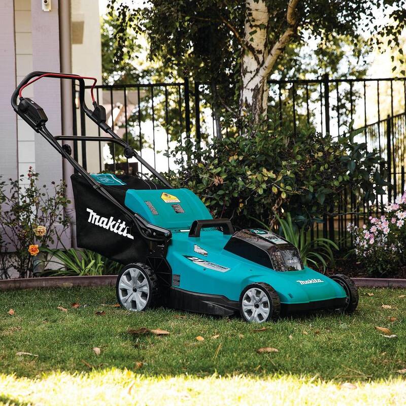 Makita 18V X2 (36V) LXT Lithium-Ion Cordless 21 in. Walk Behind Lawn Mower Kit w/4 batteries (4.0Ah) - XML10CM1