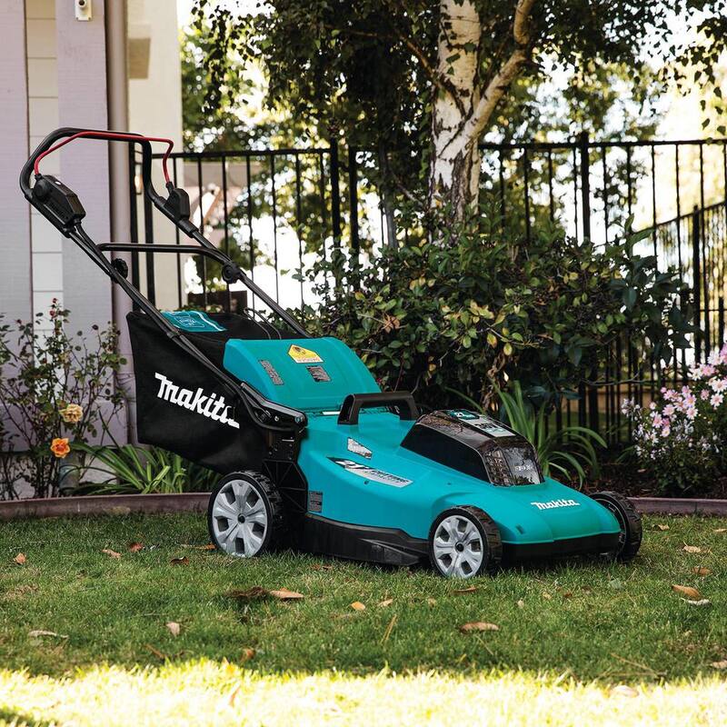 Makita 18V X2 (36V) LXT Lithium-Ion Cordless 21 in. Walk Behind Lawn Mower Kit w/4 batteries (5.0Ah) - XML10CT1