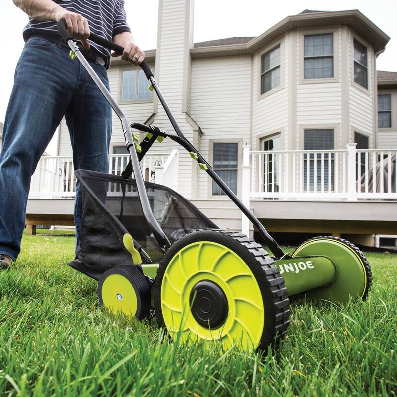 Sun Joe Mow Joe 18 in. Manual Push Walk Behind Reel Mower with Catcher - MJ501M