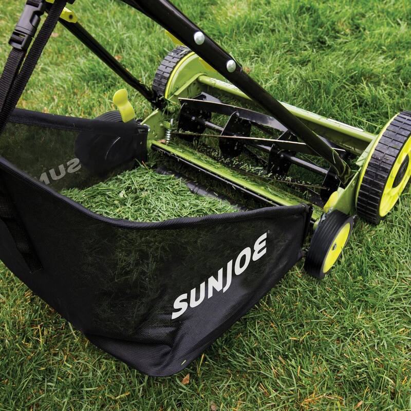 Sun Joe Mow Joe 18 in. Manual Push Walk Behind Reel Mower with Catcher - MJ501M