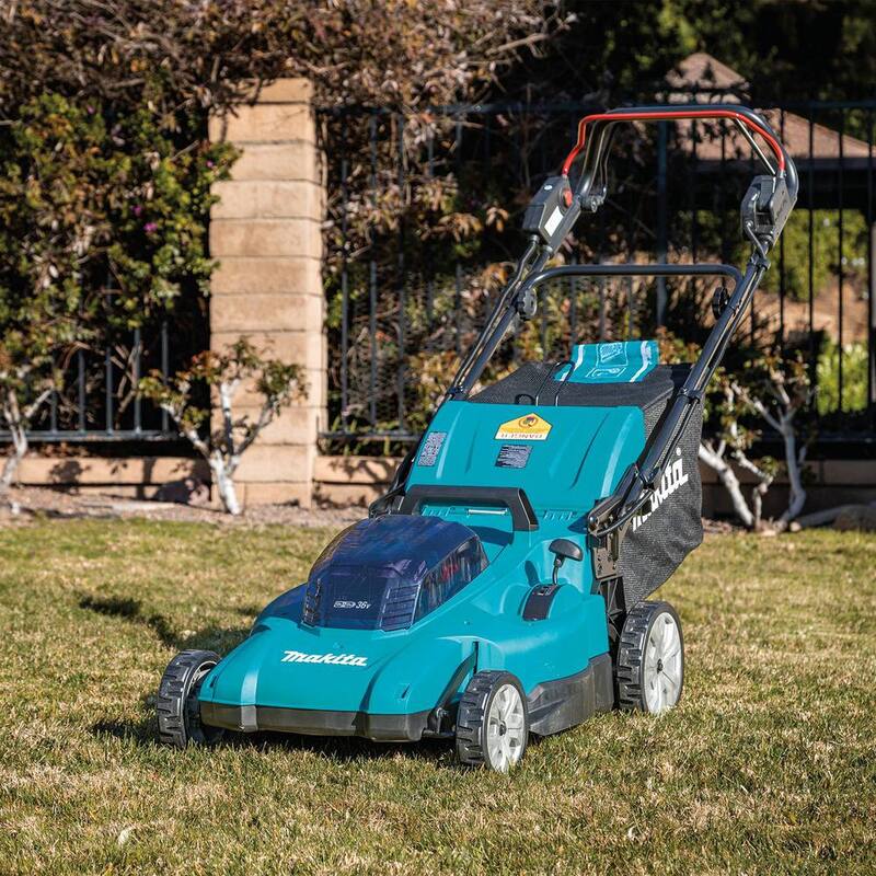 Makita 18V X2 (36V) LXT Lithium-Ion Cordless 19 in. Walk Behind Self-Propelled Lawn Mower Kit w/4 batteries (5.0Ah) - XML14CT1