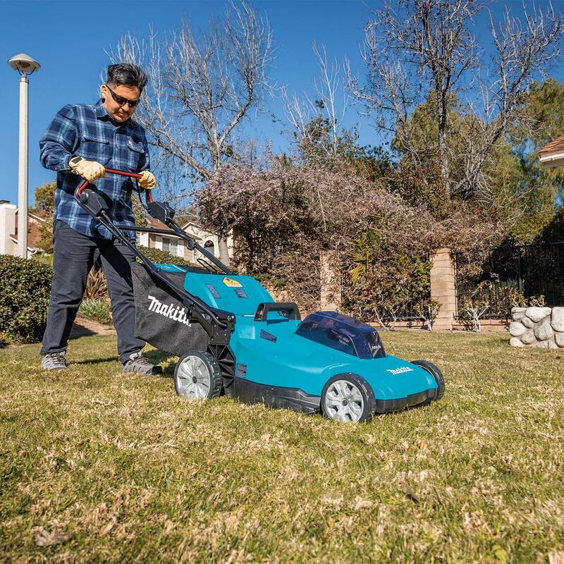 Makita 18V X2 (36V) LXT Lithium-Ion Cordless 19 in. Walk Behind Self-Propelled Lawn Mower Kit w/4 batteries (5.0Ah) - XML14CT1