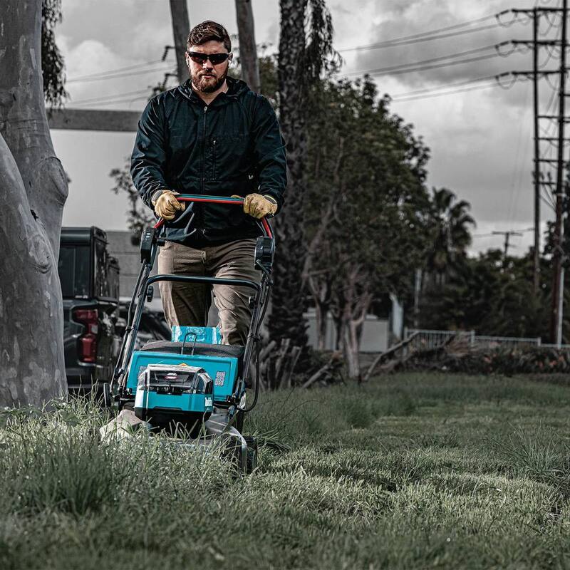 Makita 40V max XGT Brushless Cordless 21 in. Walk Behind Self-Propelled Commercial Lawn Mower (Tool Only) - GML01Z