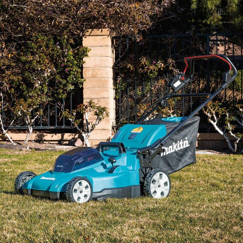 Makita 18V X2 (36V) LXT Lithium-Ion Cordless 19 in. Walk Behind Lawn Mower Kit w/4 batteries (4.0Ah) - XML13CM1
