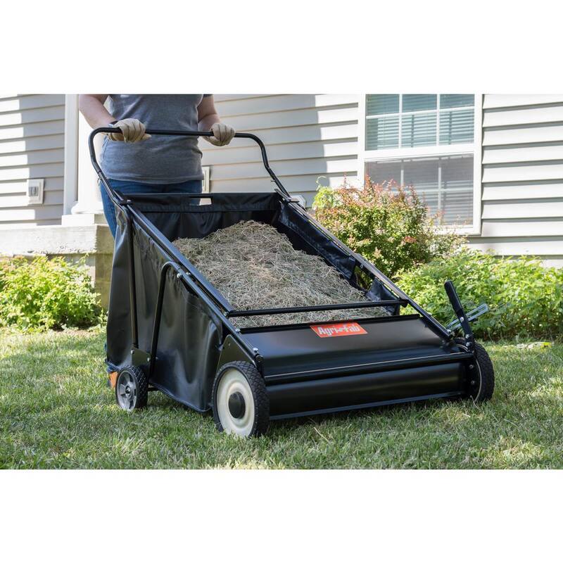 Agri-Fab 12 cu. ft. Capacity Push Lawn Sweeper - 45-0570