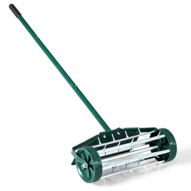 FORCLOVER 18 in. Rolling Lawn Aerator with Splash-Proof Fender for Garden - HYM-3425