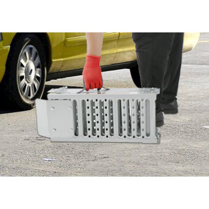 Amucolo 660 lbs. Capacity Foldable Ferruginous Steel Car Ramp, Portable Aluminum Easy Fold Lightweight Ramp (2-Pack) - GH-CYW4-318