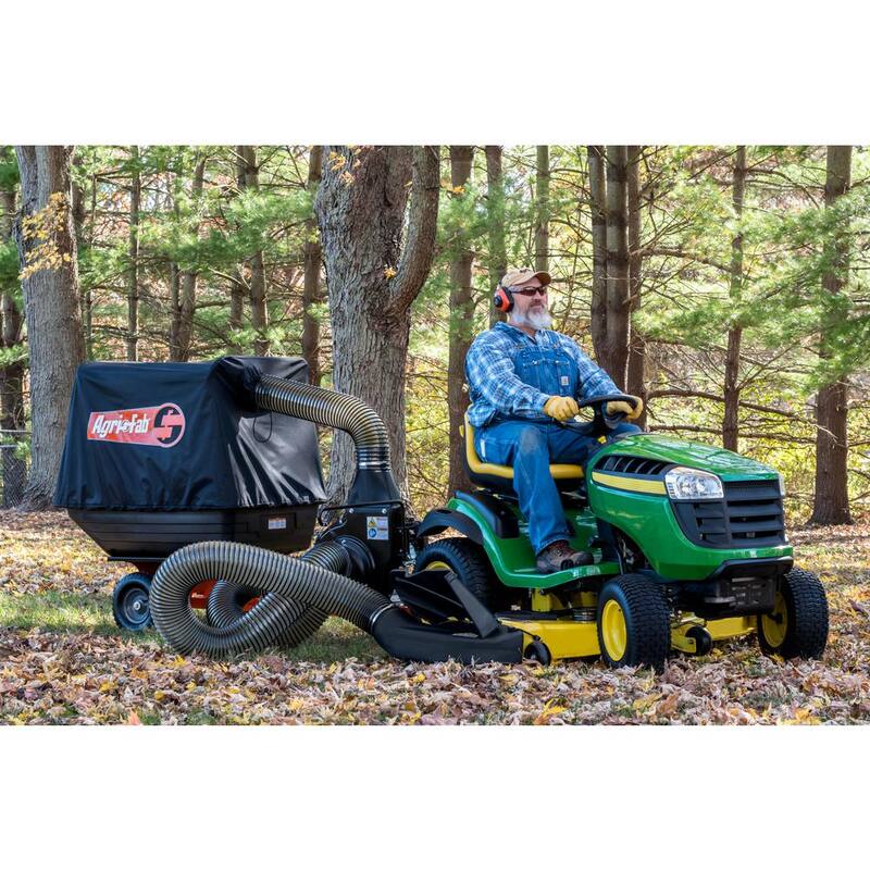 Agri-Fab 29 cu. ft. Capacity Soft Top Mow-N-Vac - 45-0567