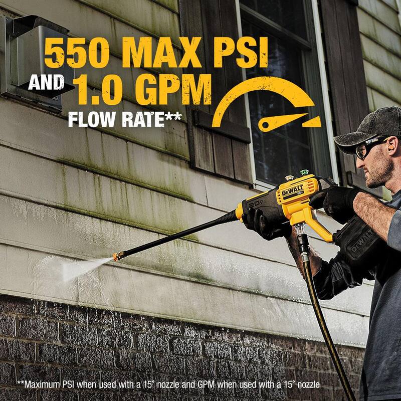 DEWALT 20V MAX 550 PSI 1.0 GPM Cold Water Cordless Power Cleaner Kit with (2) 5Ah Batteries and Charger - DCPW550P1DCB205