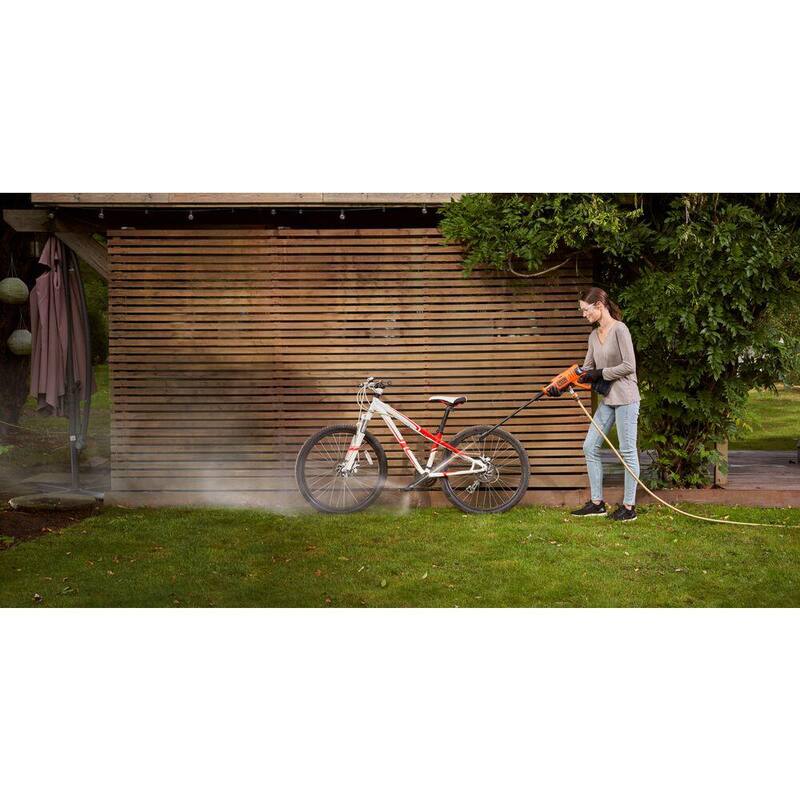 BLACK+DECKER 20V MAX 350 PSI 1.0 GPM Cold Water Electric Pressure Washer with (1) 1.5 Ah Battery & Charger - BCPW350C1