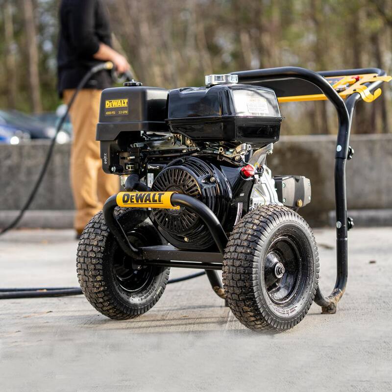 DEWALT 4000 PSI 3.5 GPM Cold Water Gas Pressure Washer with HONDA GX270 Engine - DXPW4035