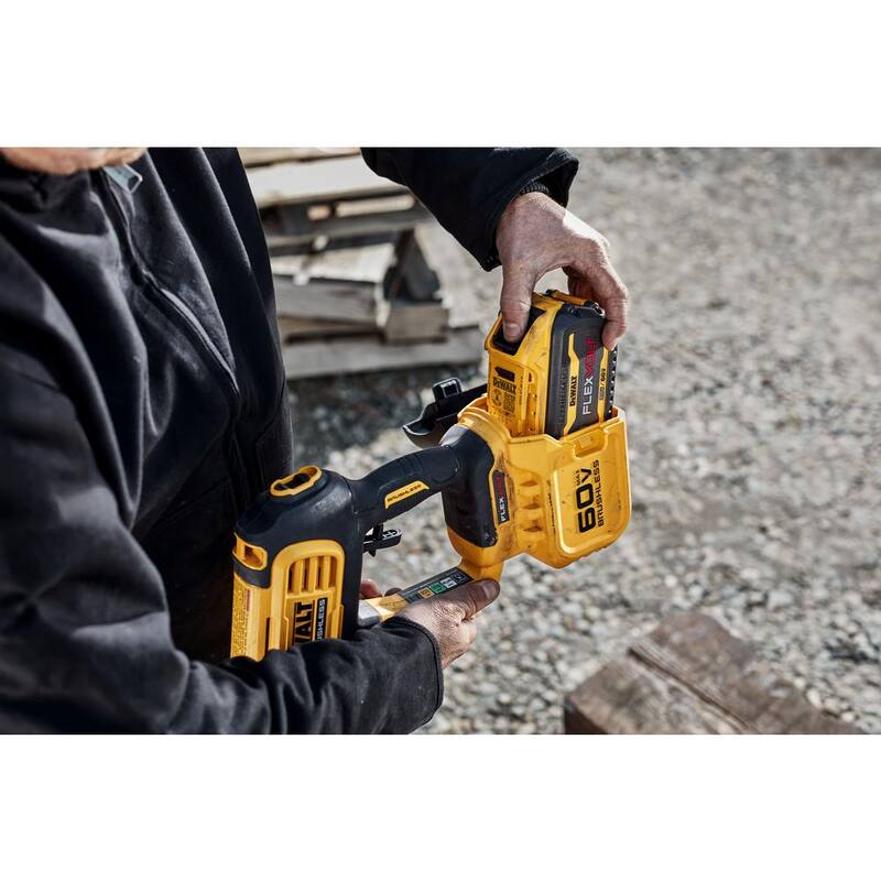 DEWALT FLEXVOLT 60V MAX 1000 PSI 1.0 GPM Cold Water Cordless Battery Power Cleaner Kit w/(1) FLEXVOLT 3 Ah Battery and Charger - DCPW1000X1