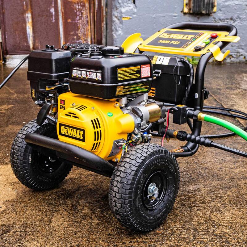 DEWALT 3400 PSI 2.5 GPM Cold Water Gas Pressure Washer with Electric Start DeWalt 208cc Engine - DXPW3425E