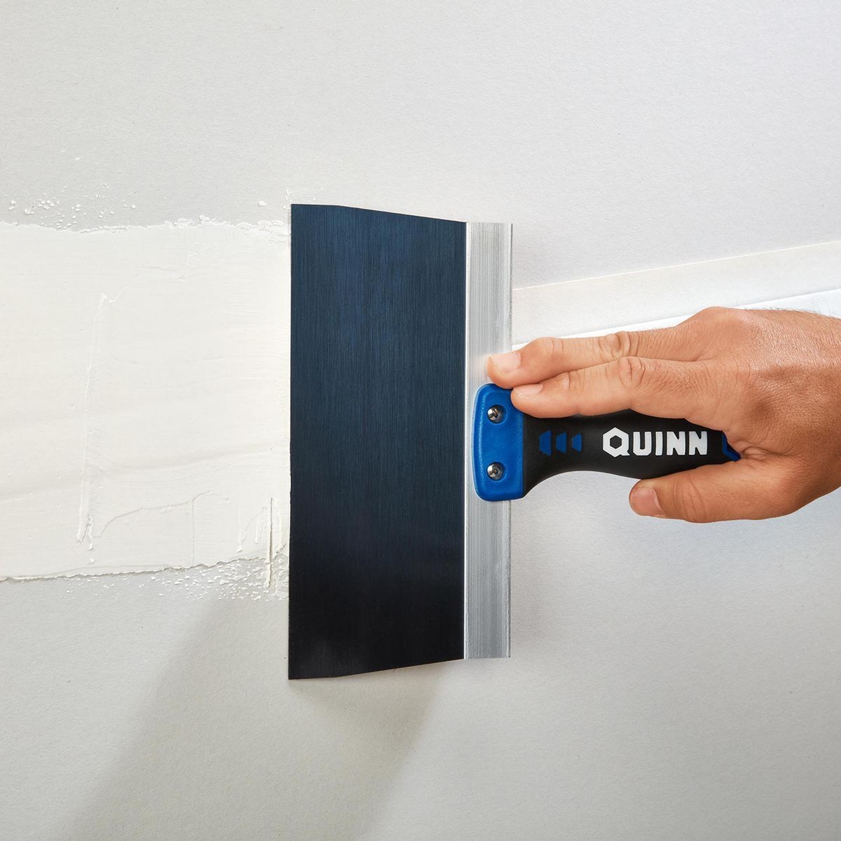 Espátula para enmasillar de 8 pulgadas Quinn de acero azul - 57211
