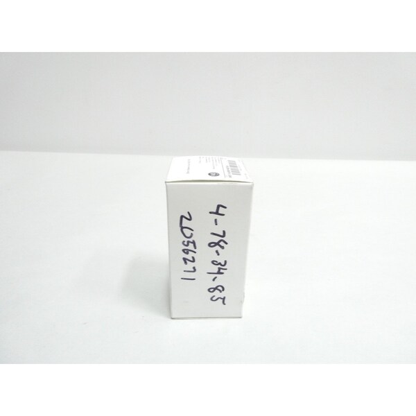 Allen Bradley BOTÓN DE PRESIÓN VERDE ILUMINADO DE 120V-CA - 800T-16JR91KB7AX