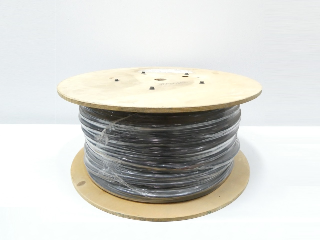 CHAMPLAIN CABLE 15-06793-001 BLACK CABLE 12C 20AWG 1000FT WIRE