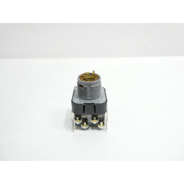 Interruptor selectivo iluminado de 2 POS de Allen Bradley 120V-AC - 800T-16HX2KB6AX