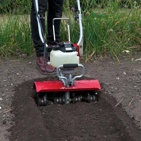 Mantis 35cc 4-Cycle XP Gas Tiller with Kickstand - 7566-12-02