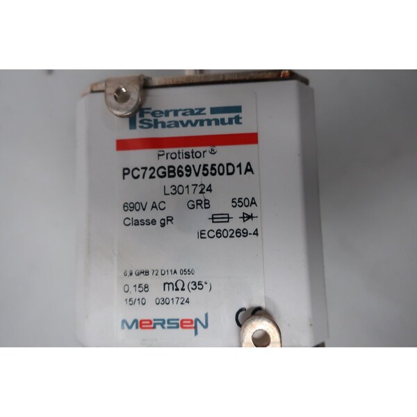 Ferraz Shawmut Fuse Link, Protistor Series, 550A, Very Fast-Acting, 690V AC, Blade - PC72GB69V550D1A
