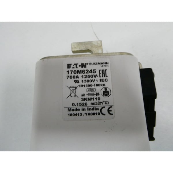 Eaton Bussmann Fuse Link, 170M Series, 700A, Very Fast-Acting, 1300V AC, Square - 170M6245