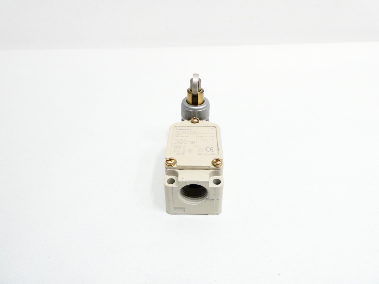 OMRON WLSD2-TS 250V-AC 48V-DC LIMIT SWITCH