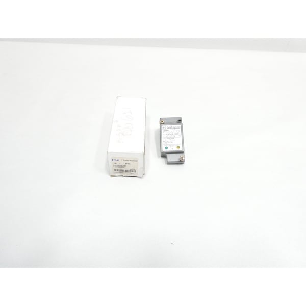 Cuerpo del interruptor Eaton Cutler-Hammer 20-264V-AC/DC - Partes y accesorios para interruptores - E51SAL