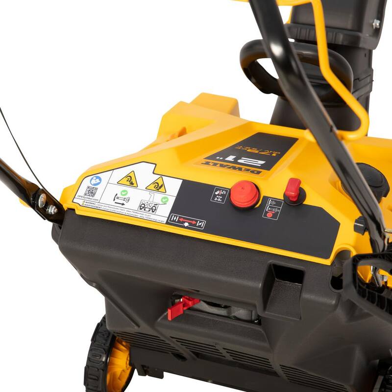 DEWALT 21 in. 179 cc Single-Stage Gas Snow Blower - 31P-2S6HA38