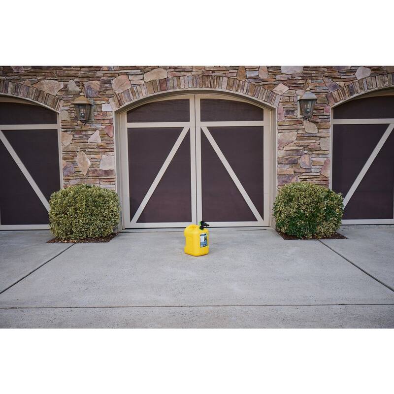 Scepter 5 gal. Smart Control Diesel Can with Rear Handle, Yellow Fuel Container - FSCD571