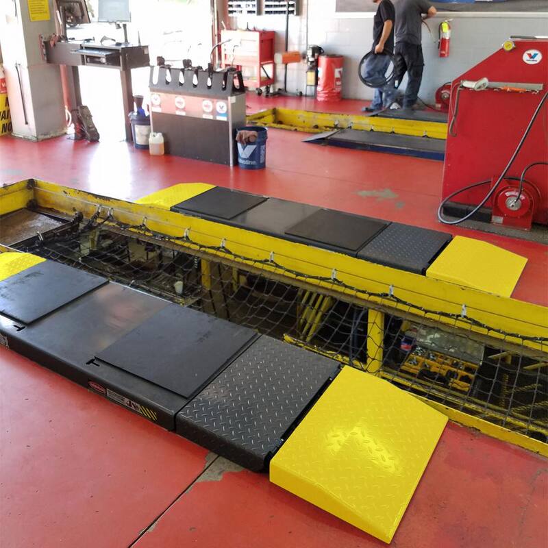 BENDPAK P-9000LT Pit-Style Low-Rise Scissor Car Lift 9000 lbs. Capacity - Open-Center with 220V Power Unit Included - 5175133
