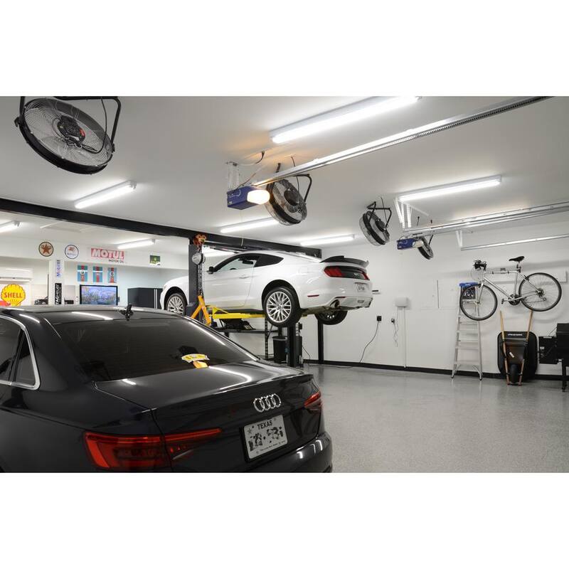 GRANDPRIX Series 2-Post Car Lift 7000 lbs. Capacity 118.5 in. Overall Height - 5175996