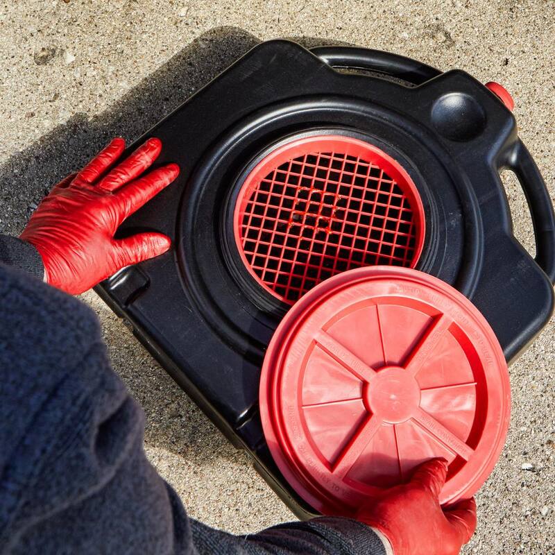 ZEELINE BY MILTON 15 Qt. Drain Pan W/Filter Drain Screen - ZE700