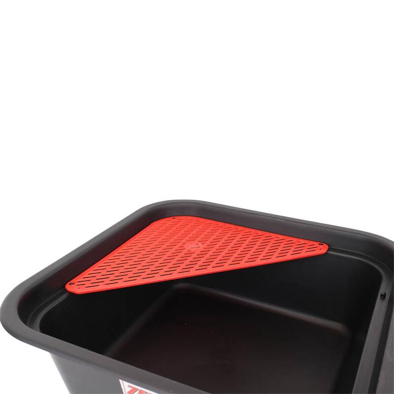 ZEELINE BY MILTON 9.5 Qt. Drain Pan With Filter Drain Tray - ZE702