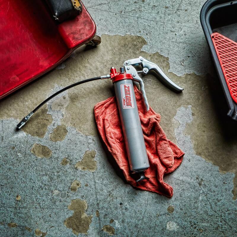 ZEELINE BY MILTON 6,000 PSI Heavy-Duty Pistol Action Grease Gun - ZEHD5